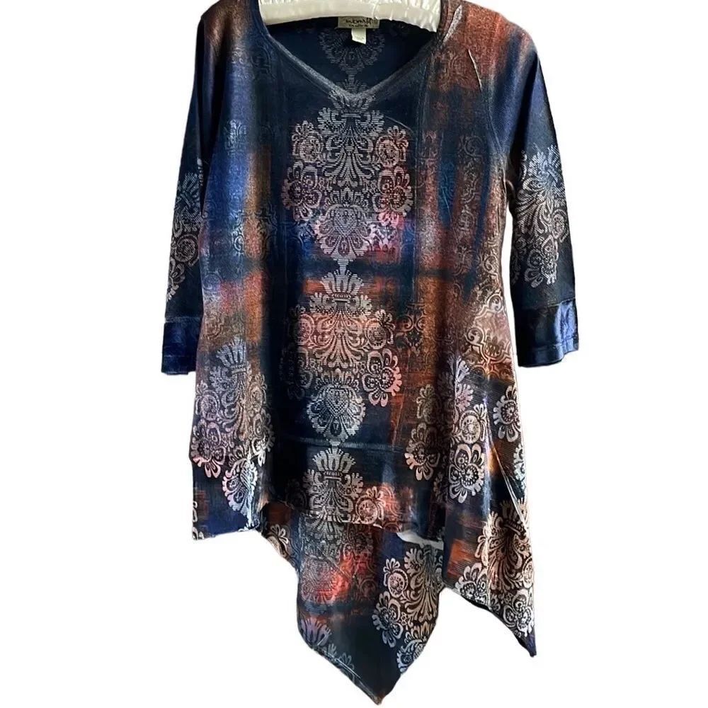 One World Ladies Velvet Tunic Blouse Top, Size Petite Medium, Fall Colors